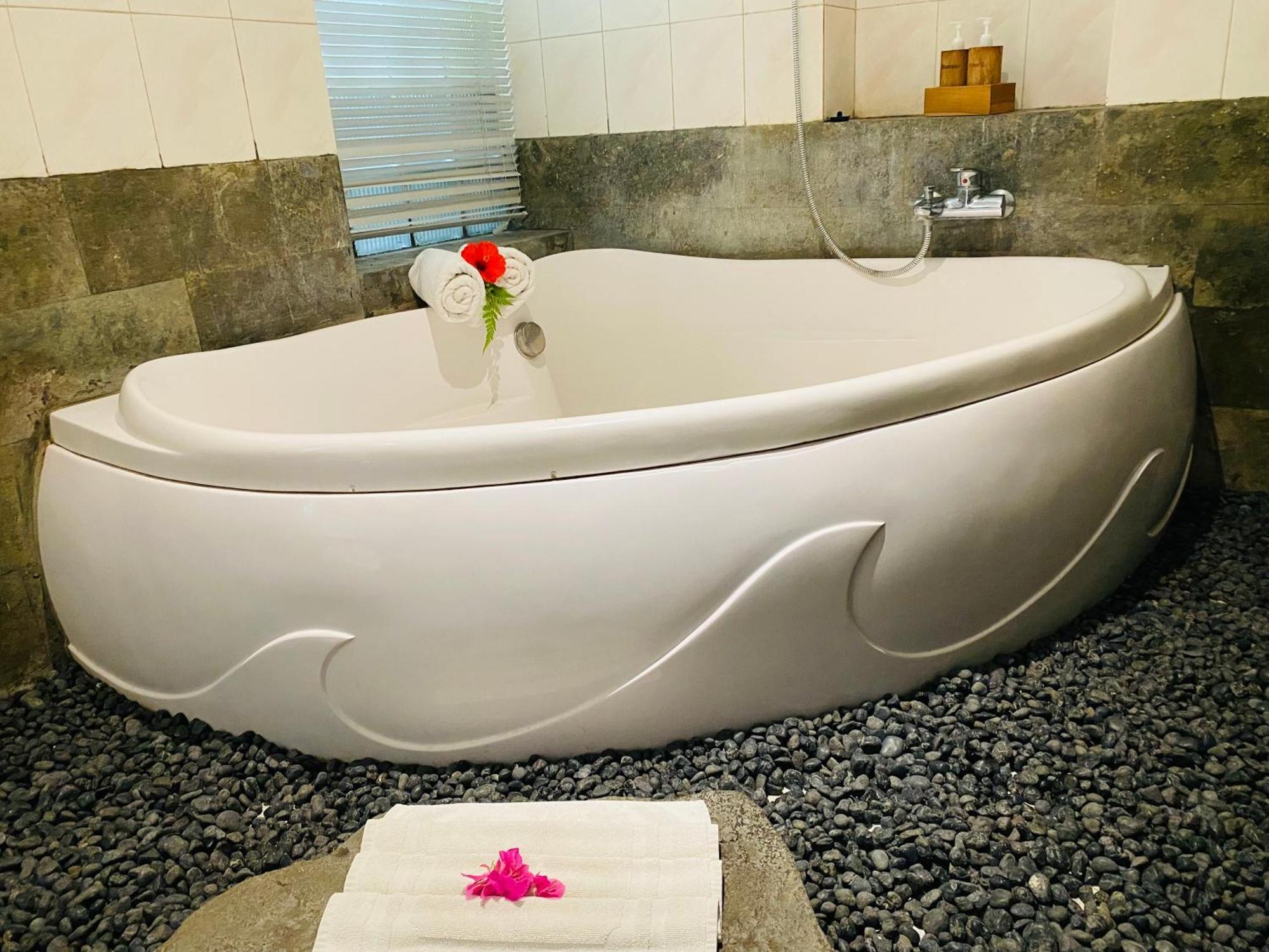 Aura Bisma Guesthouse Ubud Zewnętrze zdjęcie