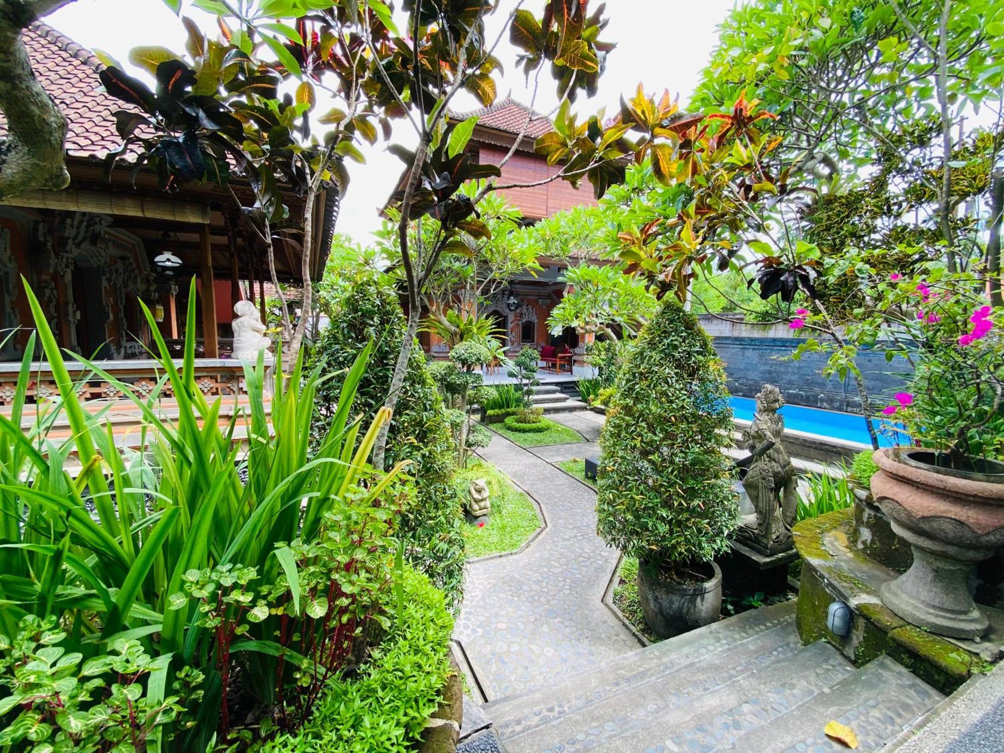 Aura Bisma Guesthouse Ubud Zewnętrze zdjęcie